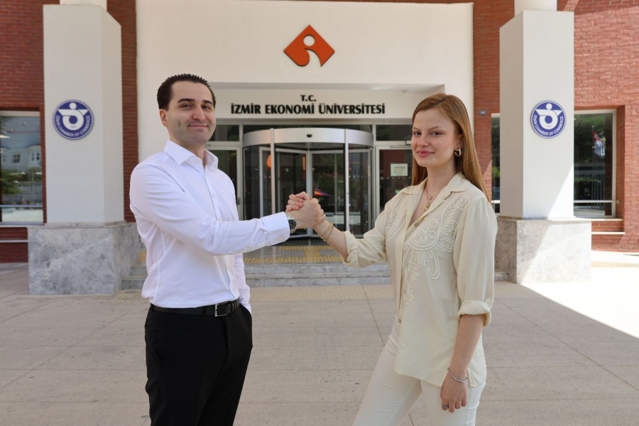 Young lawyers headed to the Netherlands